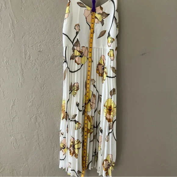 a new day White and Yellow Floral Midi Dress - Picture 10 of 13